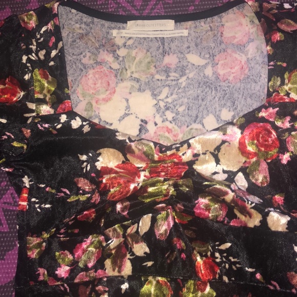Urban outfitters flowered velvet dress - Picture 2 of 5